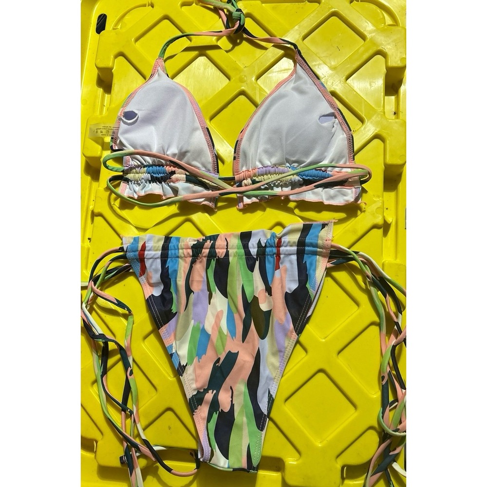 NEW‎ Colorful Abstract Ruffle Trim String Bikini, Size Large - Picture 3 of 4